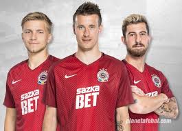 Einfache, schnelle und sichere buchungen mit sofortiger bestätigung. Camiseta Nike Del Sparta Praga 2017 18