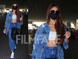 Thank you for all the love ✨ ileana d'cruz начал(а) читать. Photos Ileana D Cruz Looks On Point In These Latest Pictures Filmfare Com