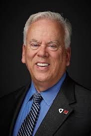 Confessions of a Commercial Real Estate Broker: Daily Lessons Learned in  #CRE and Life : Amazon.in: Books