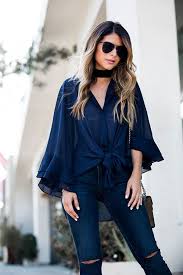 Calça Azul Combina Com Que Cor De Blusa A Cartela De Cores Mais Elegante Ever Steal The Look Em 2020 Ideias Fashion Roupa Social Estilos De Rua Chique