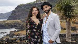 Ich bin sein frisör, er ist frisch rasiert auf lebenszeit wir bleiben ewig zu zweit. Das Sind Die Mein Date Mein Bester Freund Ich Duos Promiflash De