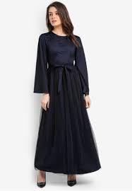 Mendekati awal tahun 2021, sederet prediksi tren fashion 2021 mulai bermunculan. 10 Inspirasi Model Baju Kondangan Terbaru Untuk Anda Di 2018