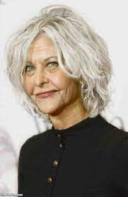 Meg Ryan Short Hair With Layers Short Shag Hairstyles Short Hair Styles