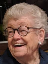 Cecil Winfield's Instagram, Twitter & Facebook