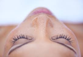 She's a dermatologist with the. Latisse Thinninghair Com