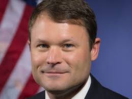 U.S. Attorney resigns from DOJ, assumes duties of federal judge