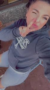 Jamie Eakes's Instagram, Twitter & Facebook