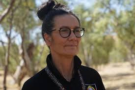 Remote Aboriginal communities battle misinformation in race against time to  boost vaccination rates