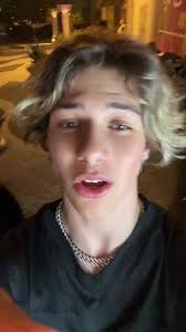 with my sister do walker-3 tạo với bản nhạc In my feelings sahbabii của  user63896156250