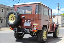View details of this 1980 white fj40. 1980 Toyota Land Cruiser Fj40