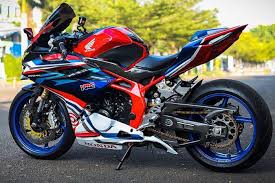 Untuk tanya2 bisa via wa 087822237297. Modifikasi Honda Cbr250rr Jadi Kekar Dan Mewah Comot Part Motor Gede Motorplus