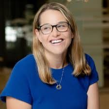 Jenn Holcomb's Instagram, Twitter & Facebook