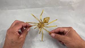 How To Make A Tarantula With Wire Tutorial Youtube Wire Tutorials Wire Wrapped Jewelry Tutorials Wire Spider
