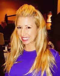 Donna Beier's Instagram, Twitter & Facebook