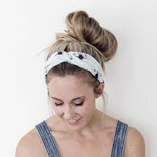 Get Busy 40 Sporty Hairstyles For Workout Sporty Hairstyles Headband Hairstyles Easy Hair Updos