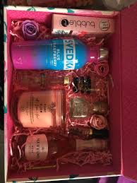 Best Friend Birthday Gift Box Ideas For Her 21st Birthday Gift Box Best Friend 21st Birthday Box Friend G In 2020 21st Birthday Gifts For Girls Diy 21st Birthday Gifts 21st Birthday Gifts For Best Friends