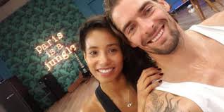 Aujourd'hui camille lacourt est un papa très attaché à sa petite jazz et toujours proche de son. Camille Lacourt En Couple Avec Hajiba Fahmy