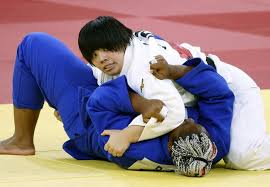 Jun 14, 2021 · 柔道の世界選手権最終日は13日、ブダペストで混合団体が行われ、日本が決勝でフランスを4―0で下して4連覇を達成した。 初戦の準々決勝はウクライナ、準決勝はロシア連盟をいずれも4―0で退けた。 Frmrounbkr Mzm