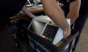 Levantamento do estadão/broadcast mostrou que a comissão especial que analisa o voto impresso nas eleições tem maioria a favor da mudança, e a proposta deve avançar na casa. Voto Impresso Tem Apoio De Maioria Em Comissao E Deve Avancar Na Camara Portal Mce