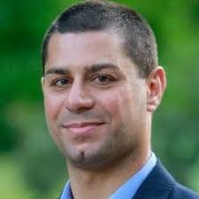 Andora, crociata di un ex sindaco: 'Stop trasporto pubblico con cavalli'.  Non è uno scherzo. E studenti meritevoli