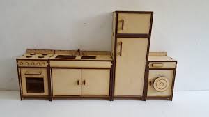 En toda casa de muñecas tiene que haber una buena cocina. Como Hacer 5 Muebles De Carton Para Una Casa De Munecas