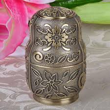Luxury Russian Classic Matryoshka Automatic Toothpick Holder Box Metal Art Craft Vintage Home Decoration Creative Gift Ornaments Russian Classic Matryoshka Automatic Toothpick Holder Box Metal Art Craft Vintage Home Decoration Creative Gift Ornaments Classic beautiful automatic toothpick holder color metal toothpick box storage.