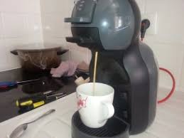 We upgraded to this one recently and really like the fact that you can set the machine i bought nescafe dolce gusto coffee pods to try the machine out, although there are many other brands available on. Reparer Machine A Cafe Dolce Gusto Dont L Eau Ne Coule Plus