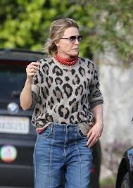 Her breakthrough in surgery area is really obvious to us since we could see her appearance that looked young and beautiful. Michelle Pfeiffer Out And About In Pacific Palisades 04 04 2020 Michelle Pfeiffer Michelle Pacific Palisades
