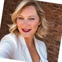 Teresa Bybee's Instagram, Twitter & Facebook