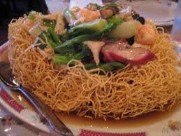 Hong Kong Style Crispy Chow Mein Noodles I Love This With Seafood And Vegetables In A Bird S Nest Style Chinese Cooking Work Meals Asian Recipes