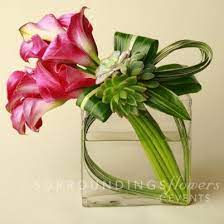 Pin By White Leaf Designs On And More Specifically Wedding Flowers Flower Arrangements Modern Floral Arrangements Modern Flower Arrangements