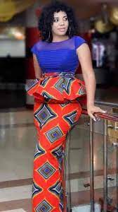 Robe pagne avec dentelle 35634b. 220 Idees De Ensemble Pagne Tenue Africaine Mode Africaine Robe Africaine
