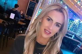 Marcella Peru's Instagram, Twitter & Facebook