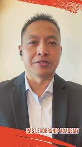 Kwesi Robinson's Instagram, Twitter & Facebook