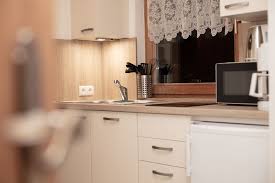 Geniet deze winter van het wintersportdorp sölden waar je alles verblijf in haus brunnenberg met een centrale ligging dichtbij de lift en het centrum van sölden. Home Haus Brunnenberg Solden