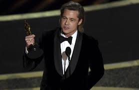 14751 brad pitt pictures from 2020. Brad Pitt Uberraschende Liebeserklarung Bei Den Oscars