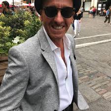 I was at Eastholm Boys School between 1967 and 1972. Would love to hear  from people who remember me. I left school and went to college in Ely from  there I moved