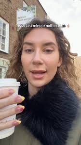 Work with me & Lauren's poor nail disaster 🫢 maybe we should do more story  times in the vlogs?!👀👀