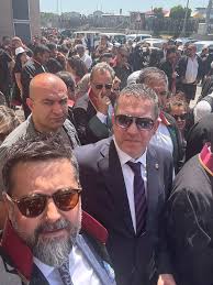 Edirne Vali Yardımcısı Sayın Ercan ÇİÇEK, Baromuzu ziyaret etti. Nazik  ziyaretleri için teşekkürlerimizi sunarız. #edirnebarosu #ziyaret #baro  #avukat #edirnevaliliği