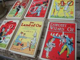 Vintage Oz Books Set Of 6 Wizard Of Oz L Frank Baum With Illustrations Reilly Lee Co 1950s 1960s Wizard Of Oz Book Wizard Of Oz Book Set