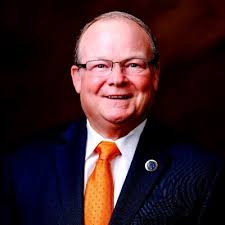 I thought this research, shared by retirement coach Joy Levin, was  fascinating—and a little sobering. Nearly 40% of people heading into  retirement believe they'll have more social interaction. The…