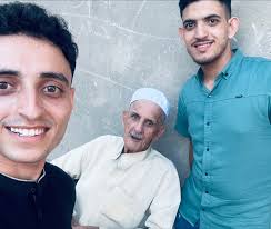 الفاتحة عن روحه ، ربي يرحمه ويجعل قبره روضه من رياض الجنة⁩ My grandfather,  Ramadan Ibrahim Salman Ayyad, has passed away after a struggle with  illness, and following two years of