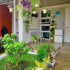 Contoh desain taman dalam rumah ini memang unik dimana taman ini hadir dsebuah ruangan didalam rumah. Desain Taman Rumah Minimalis Dengan Lahan 1 X 1 M Helloshabby Com Interior And Exterior Solutions