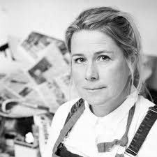 Leesa Le May & The Six By Four Art Gallery