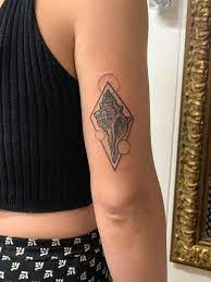 Geometric Shell Tattoo Shell Tattoo Tattoos Shell Tattoos