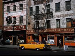Viewers should treat all images as copyrighted and refer to each image's links for. Photos Of New York In 1960