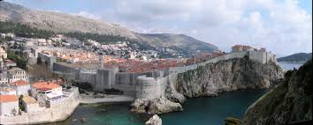 Altstadt von dubrovnik, zweiter links: Stadtmauer Von Dubrovnik Wikipedia