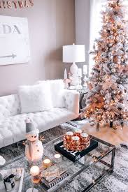 35 Trendy Cozy Holiday Decorating Ideas Society19 White Christmas Decor Christmas Room Holiday Decor