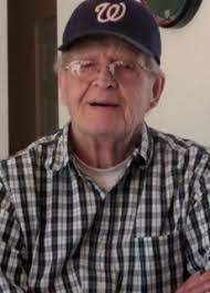 Ellen Showalter's Instagram, Twitter & Facebook