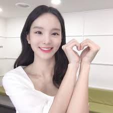 ⠀⠀ 안녕하세요. 에스에이치파운데이션입니다. ⠀⠀ 2019년이 가고, 2020년 새해가 찾아왔습니다. 2020년에는 더 좋은 일,  행복한 일만 가득하셨으면 좋겠습니다. ⠀⠀ 새해 복 많이 받으시고, 항상 건강하시길 바랍니다🙇‍♀️ ⠀⠀ ⠀⠀ 올해도 열심히 노력하는  송소희 ...